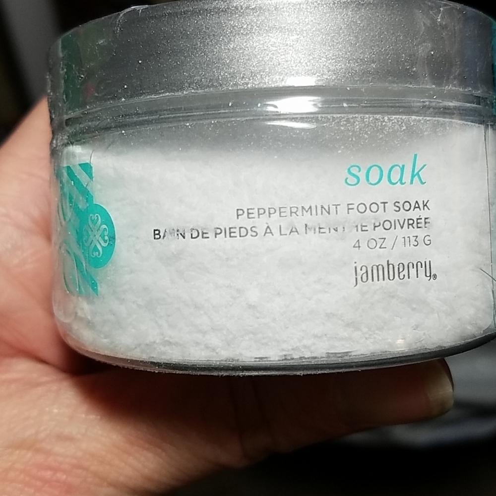Jamberry Soak Peppermint Foot Soak 4oz New Sealed Jar